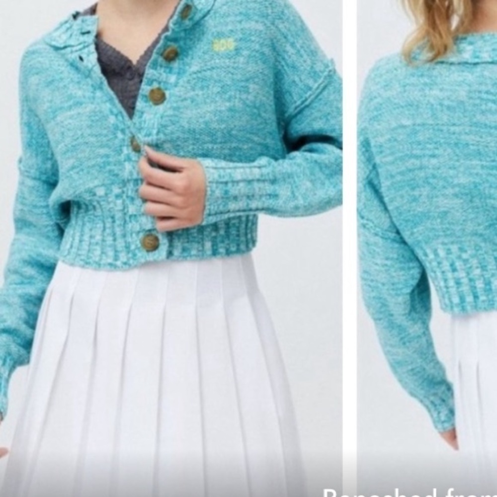 Urban Outfitters BDG teal blue Winnie cropped sweater sized S-P. Preowned.